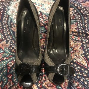 Zara leather and material shoes size 8
